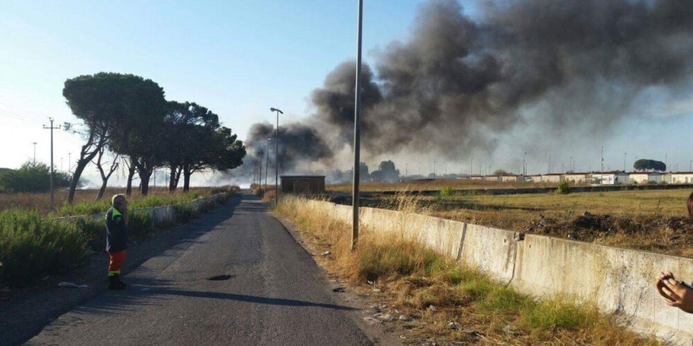 Incendio aeroporto Roma Ciampino: ritardi e voli cancellati